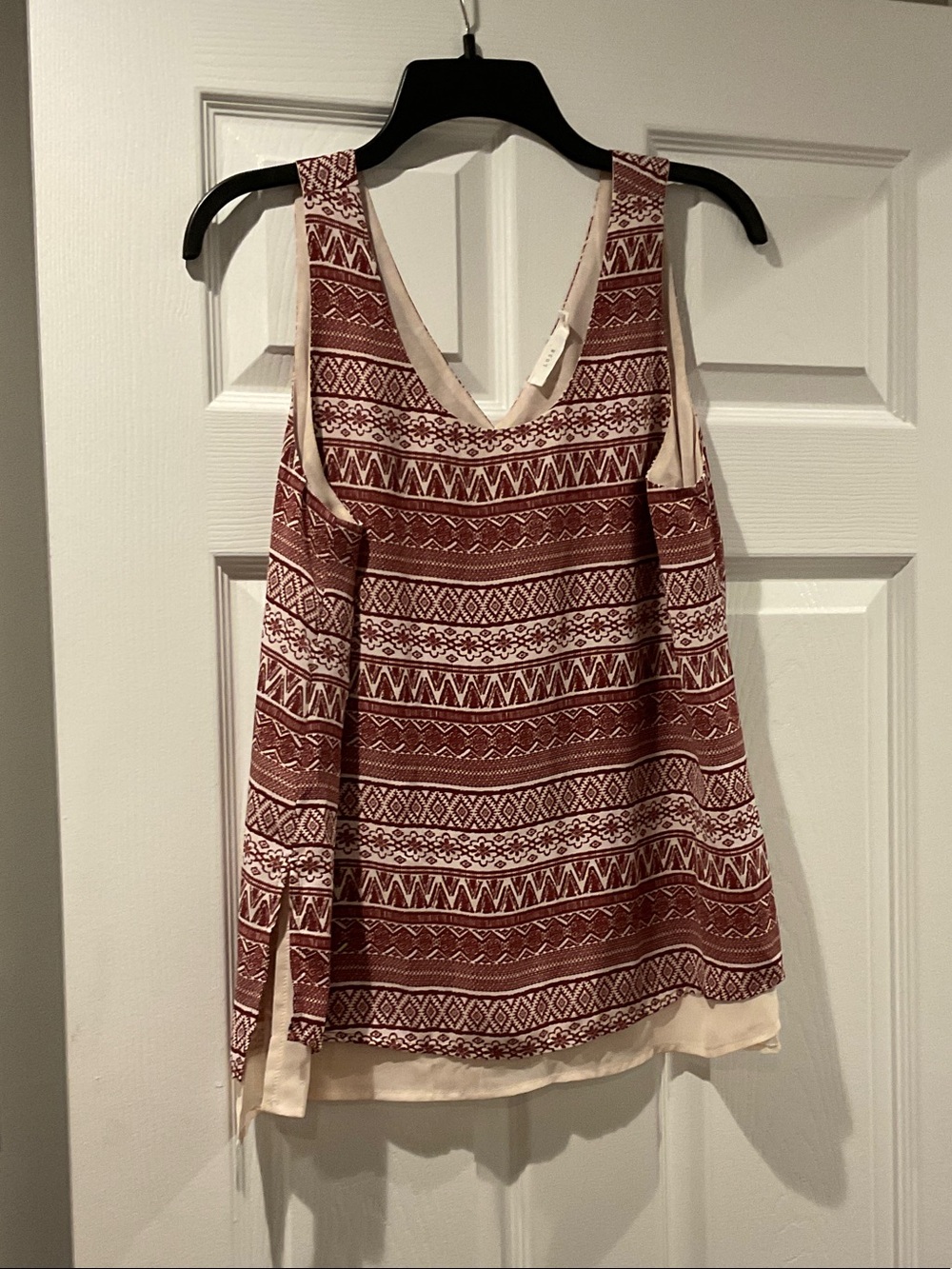 Lush Red and Cream Patterned Cold-Shoulder Tank
